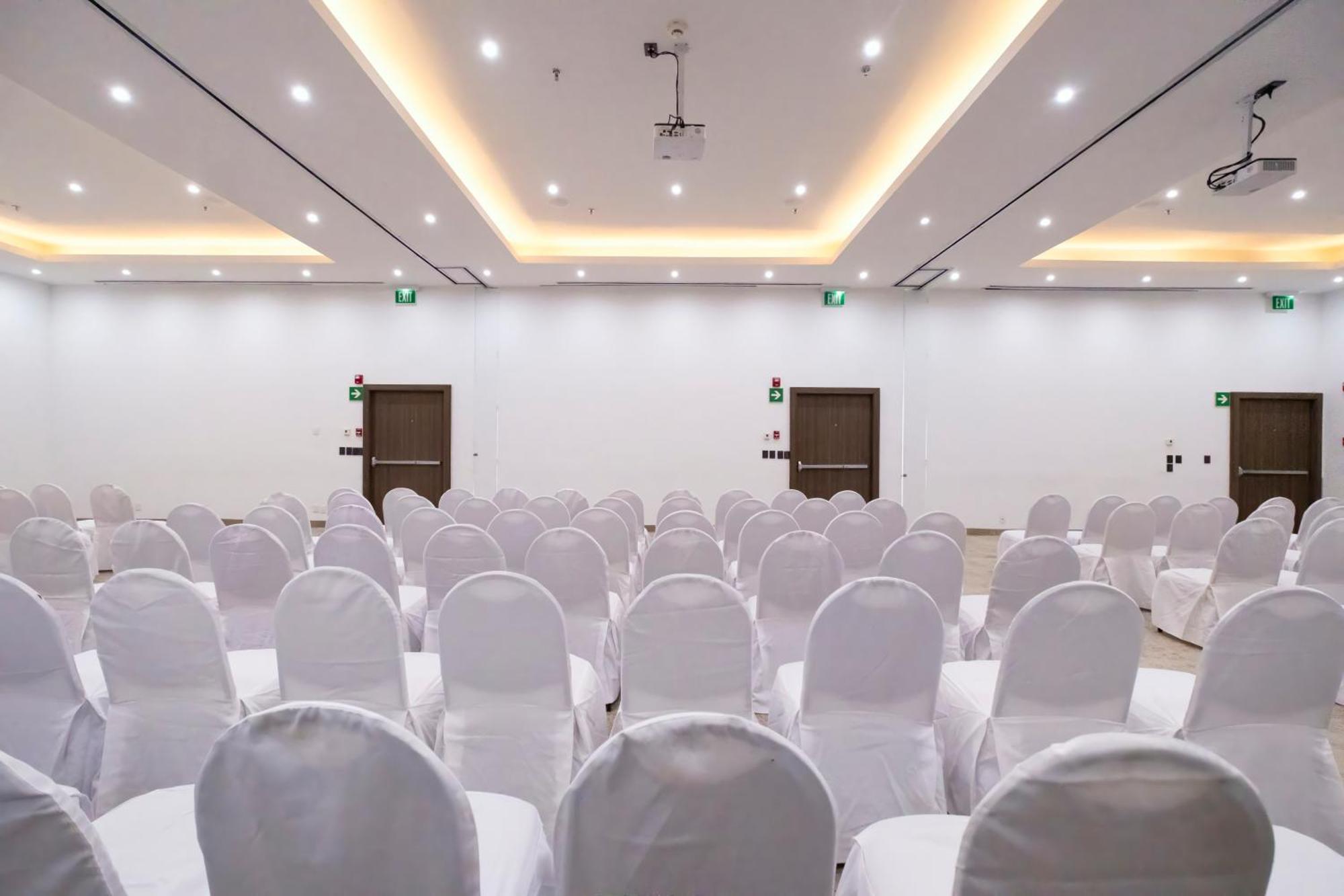 Holiday Inn Uruapan By Ihg Eksteriør billede