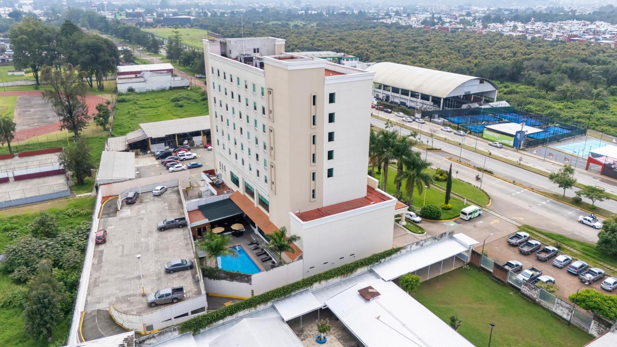 Holiday Inn Uruapan By Ihg Eksteriør billede