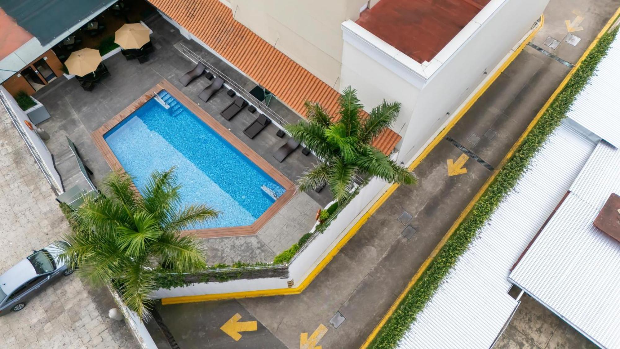 Holiday Inn Uruapan By Ihg Eksteriør billede