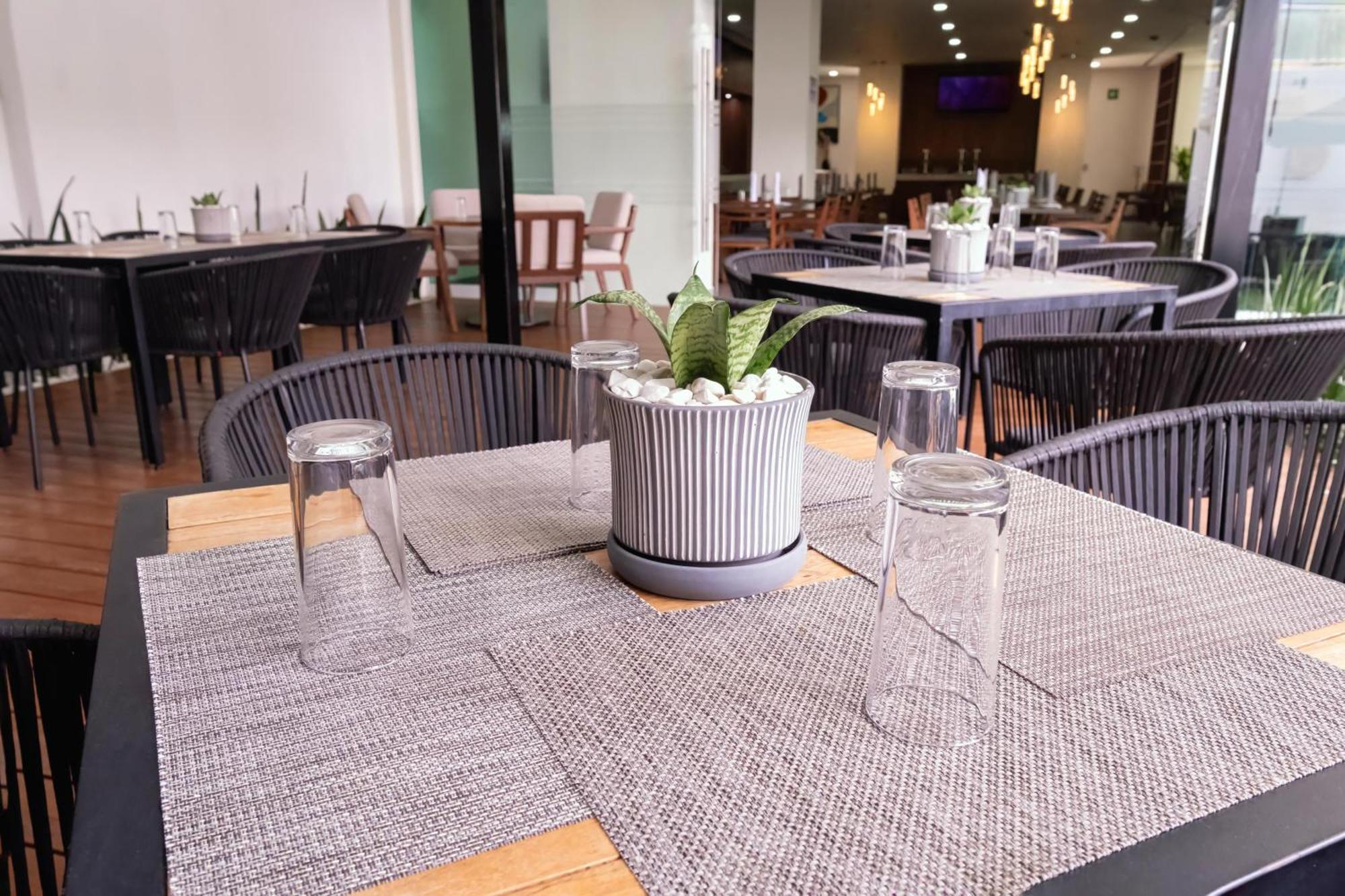 Holiday Inn Uruapan By Ihg Eksteriør billede
